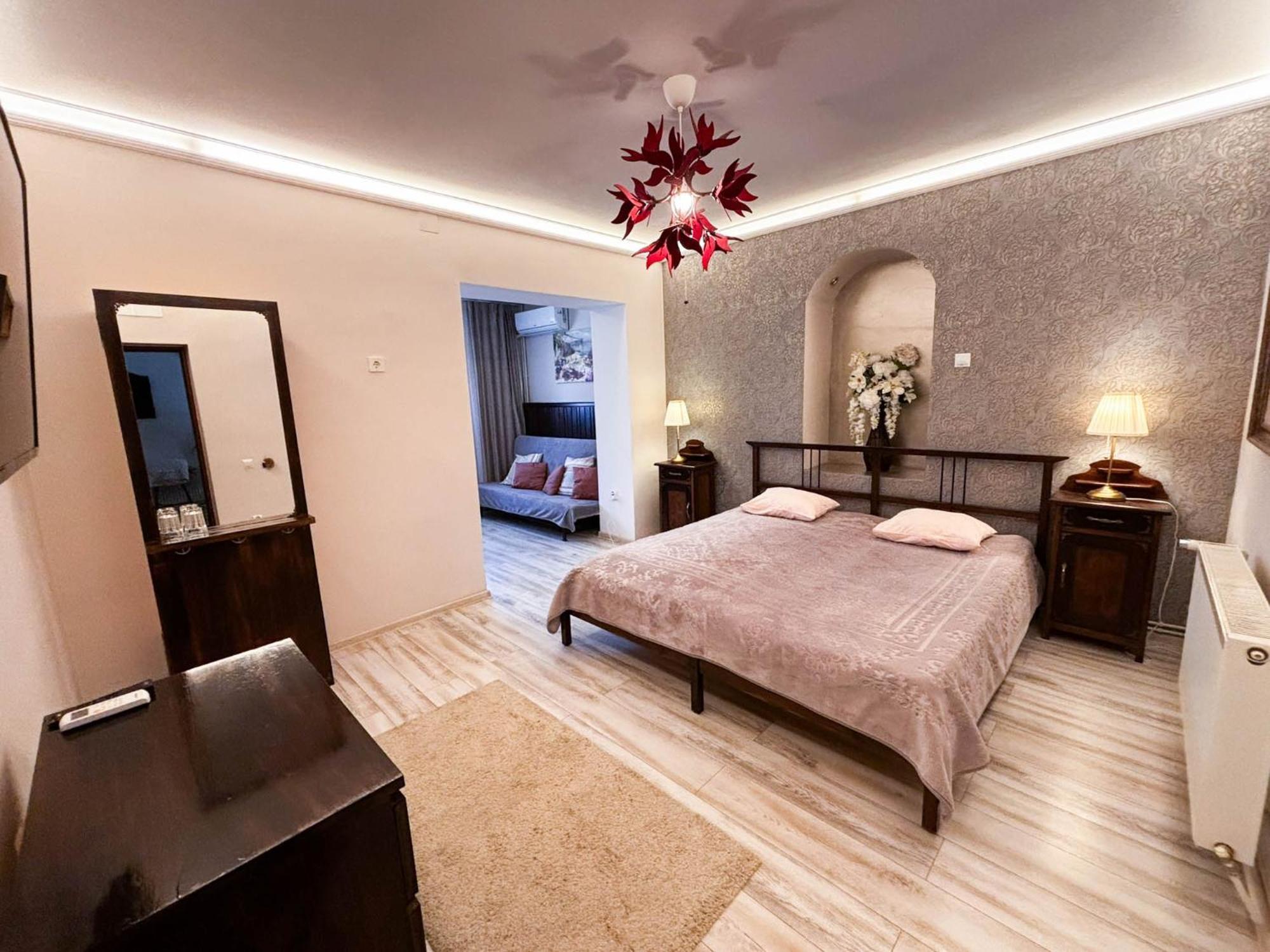 Conacul Bunicilor Hotel Novaci Ngoại thất bức ảnh