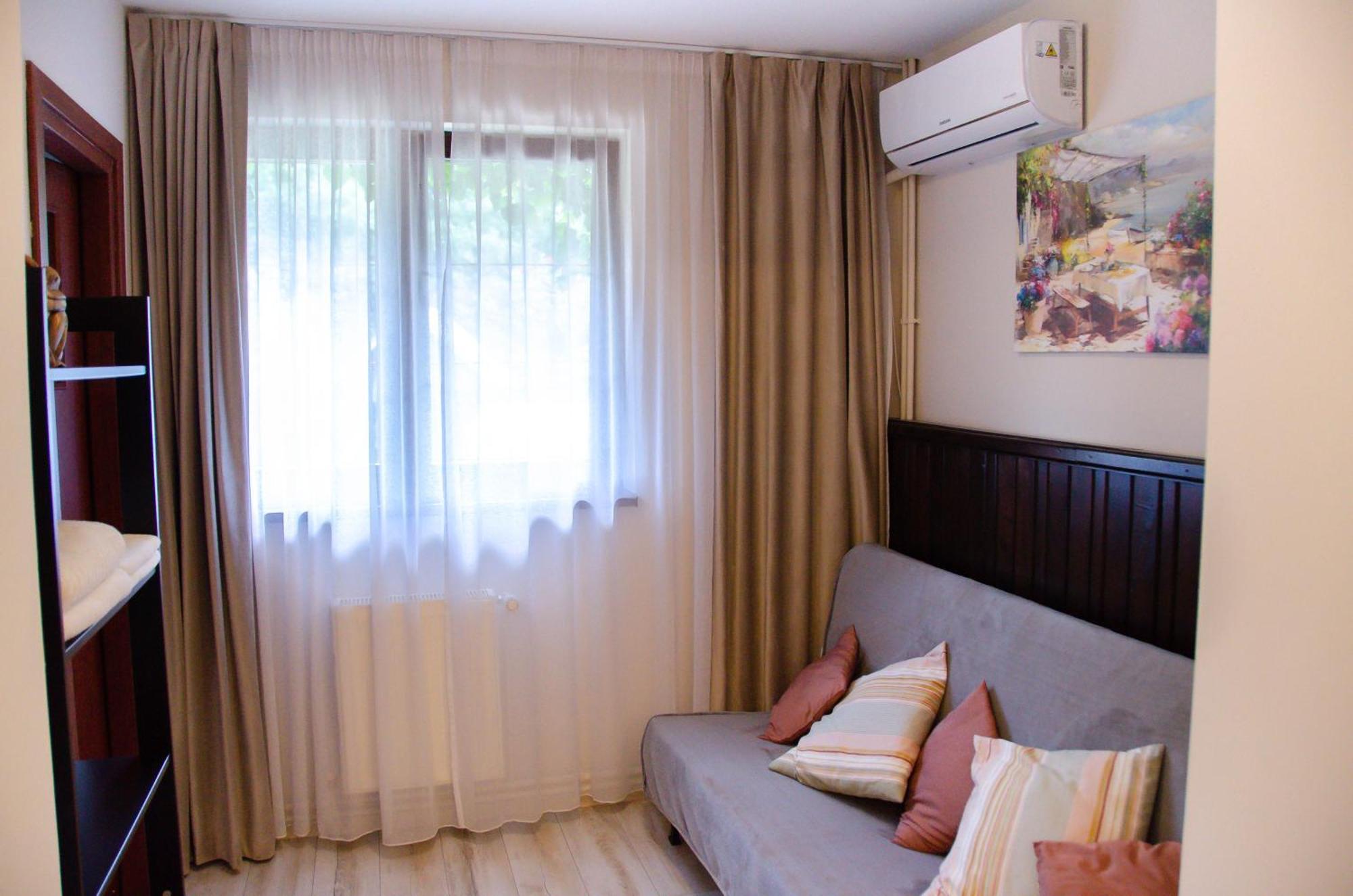 Conacul Bunicilor Hotel Novaci Ngoại thất bức ảnh